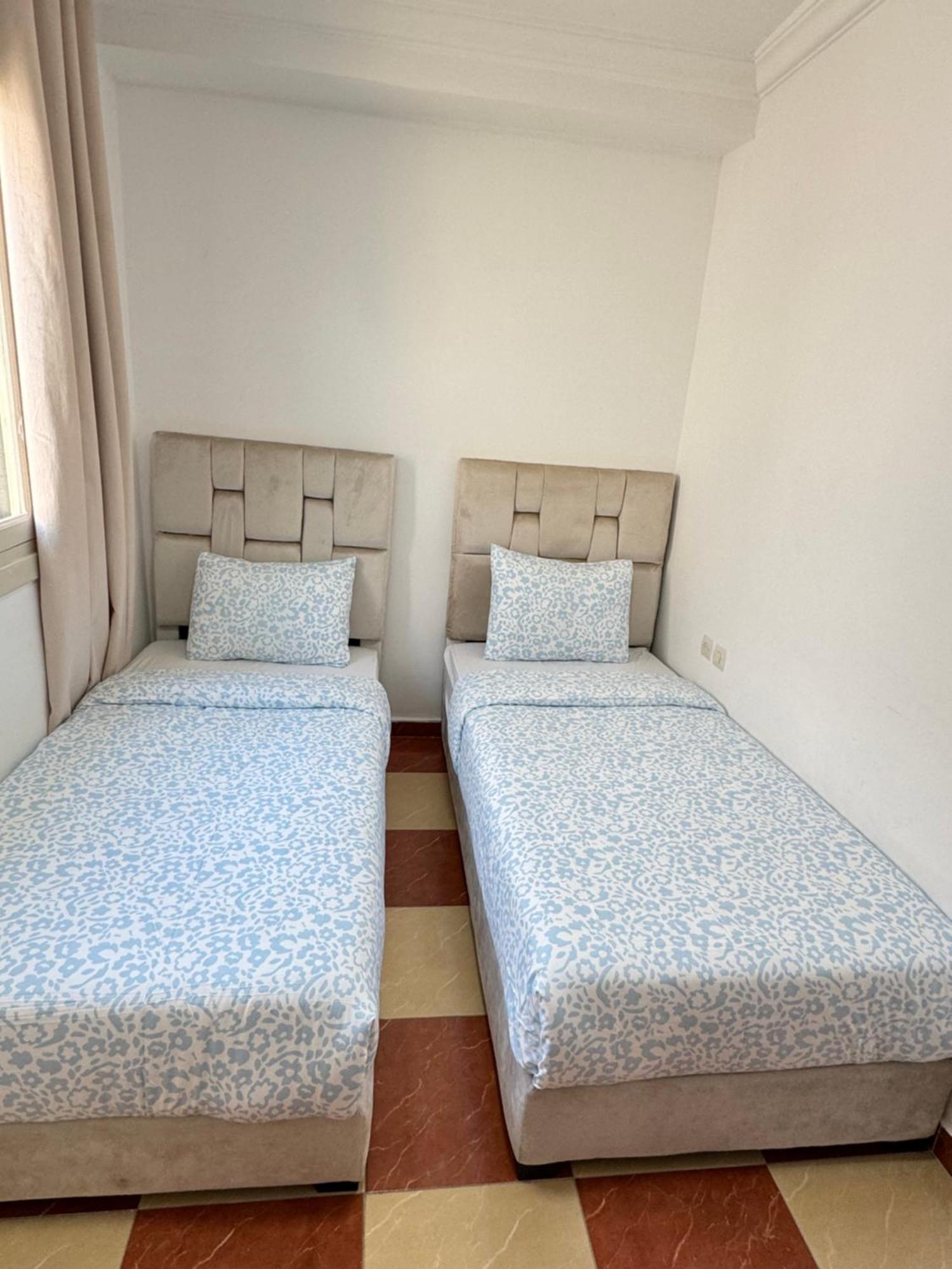 Joli Appart Avec Terrasse Au Centre Ville Tétouan エクステリア 写真